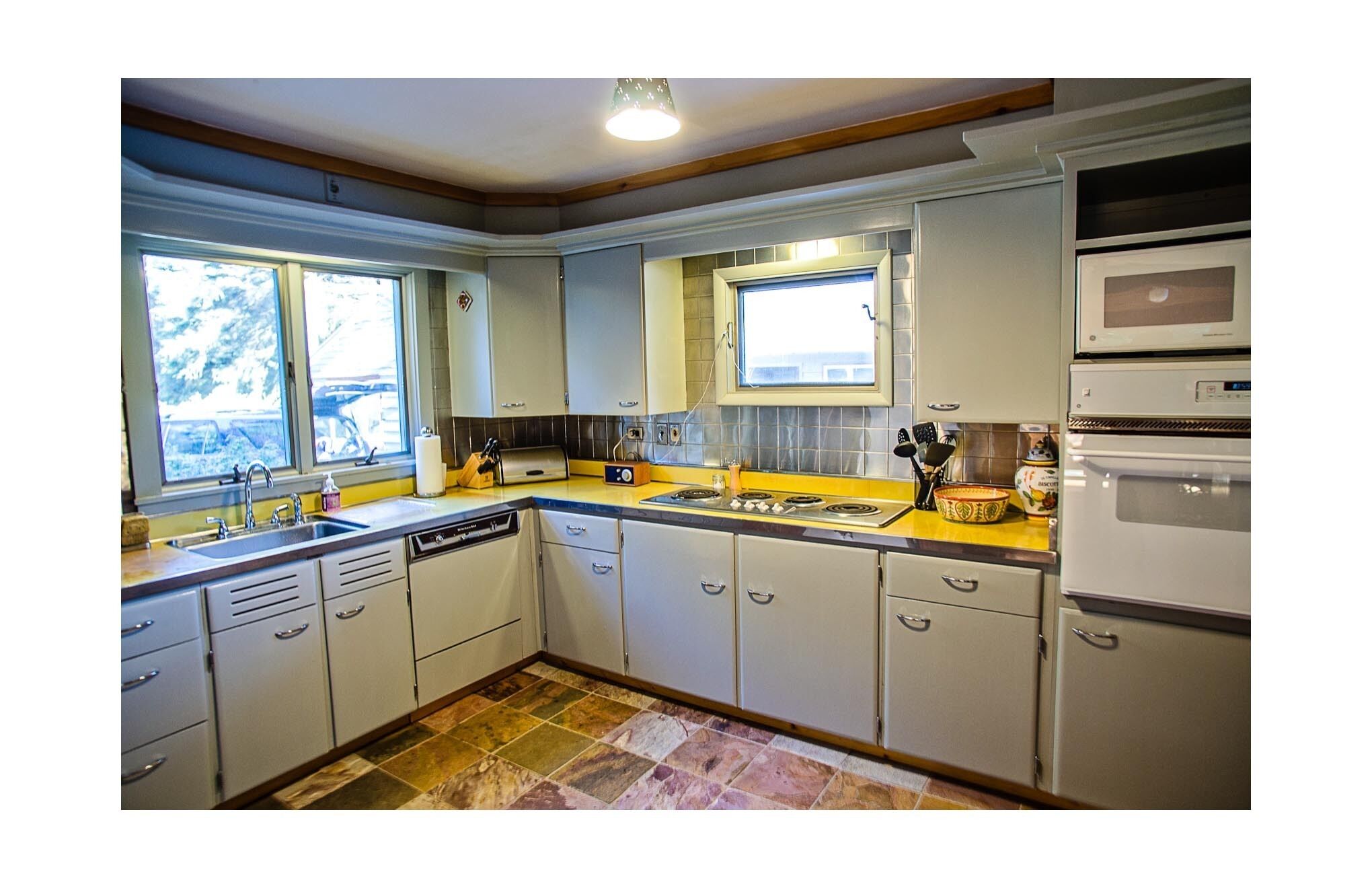 Charming 3-Bedroom House Near Village and Olympic Venues