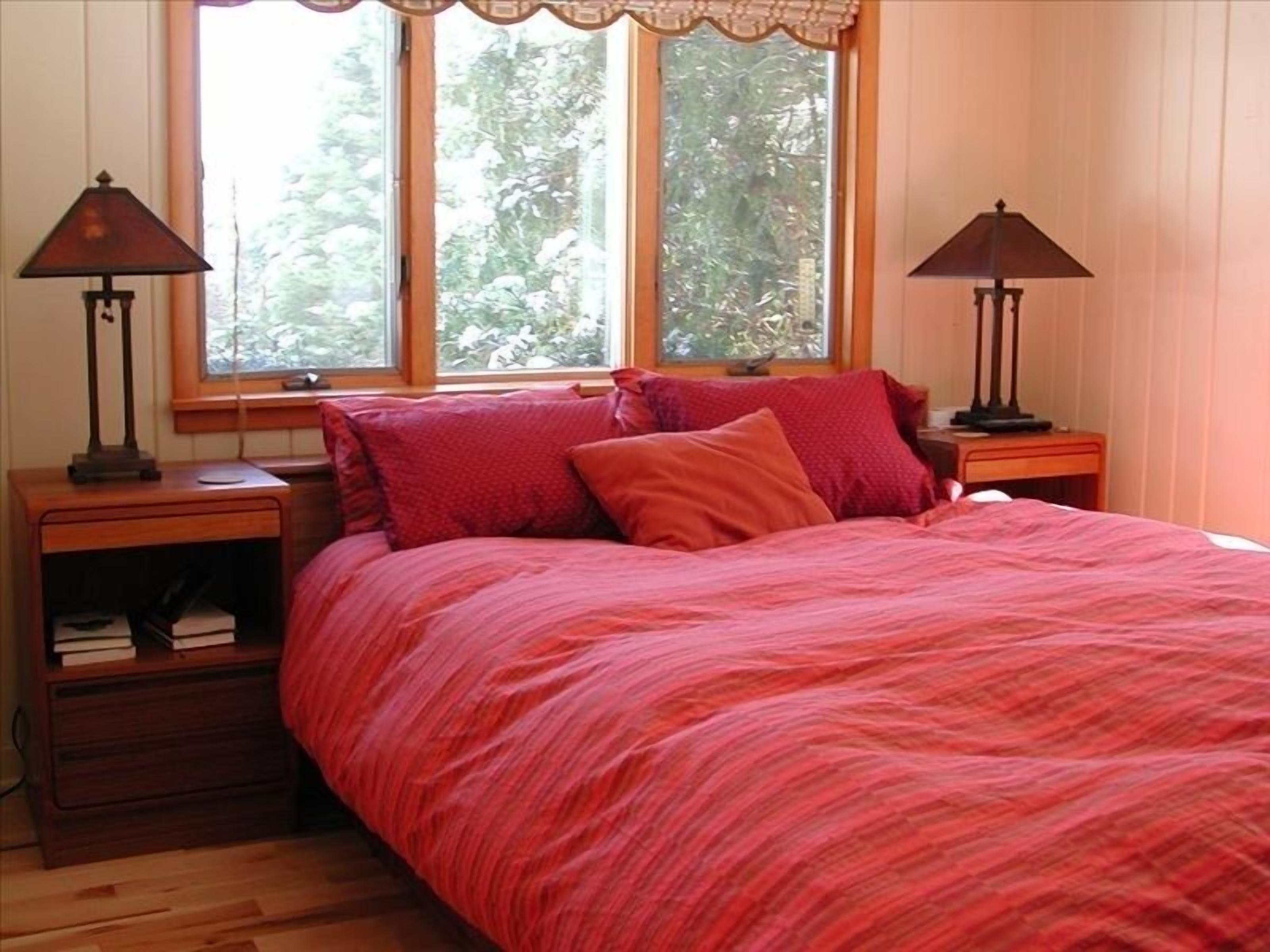 Charming 3-Bedroom House Near Village and Olympic Venues