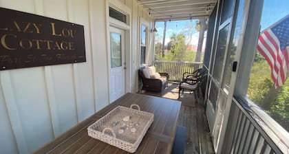 Lazy Lou: Low Rates April-May. 4 Bedroom+4.5 Bath+Pools+Hot Tub+Screen Porches.