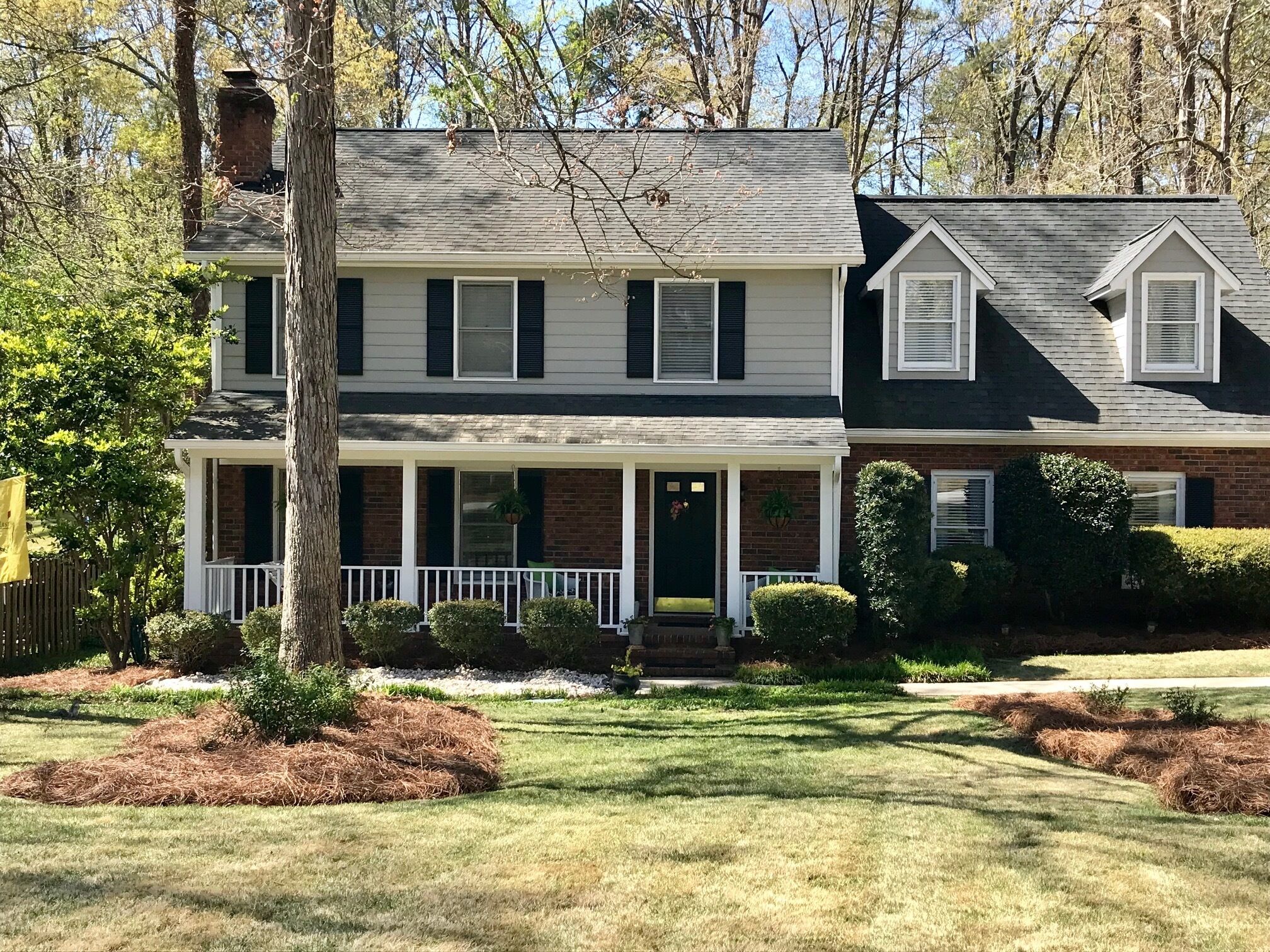 A great Masters rental!  An easy 4 miles to the course! 