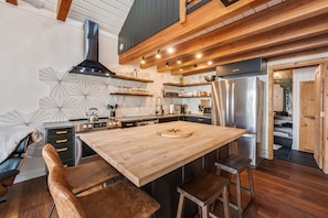 Cottage kitchen