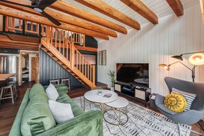 Fernseher, Kamin