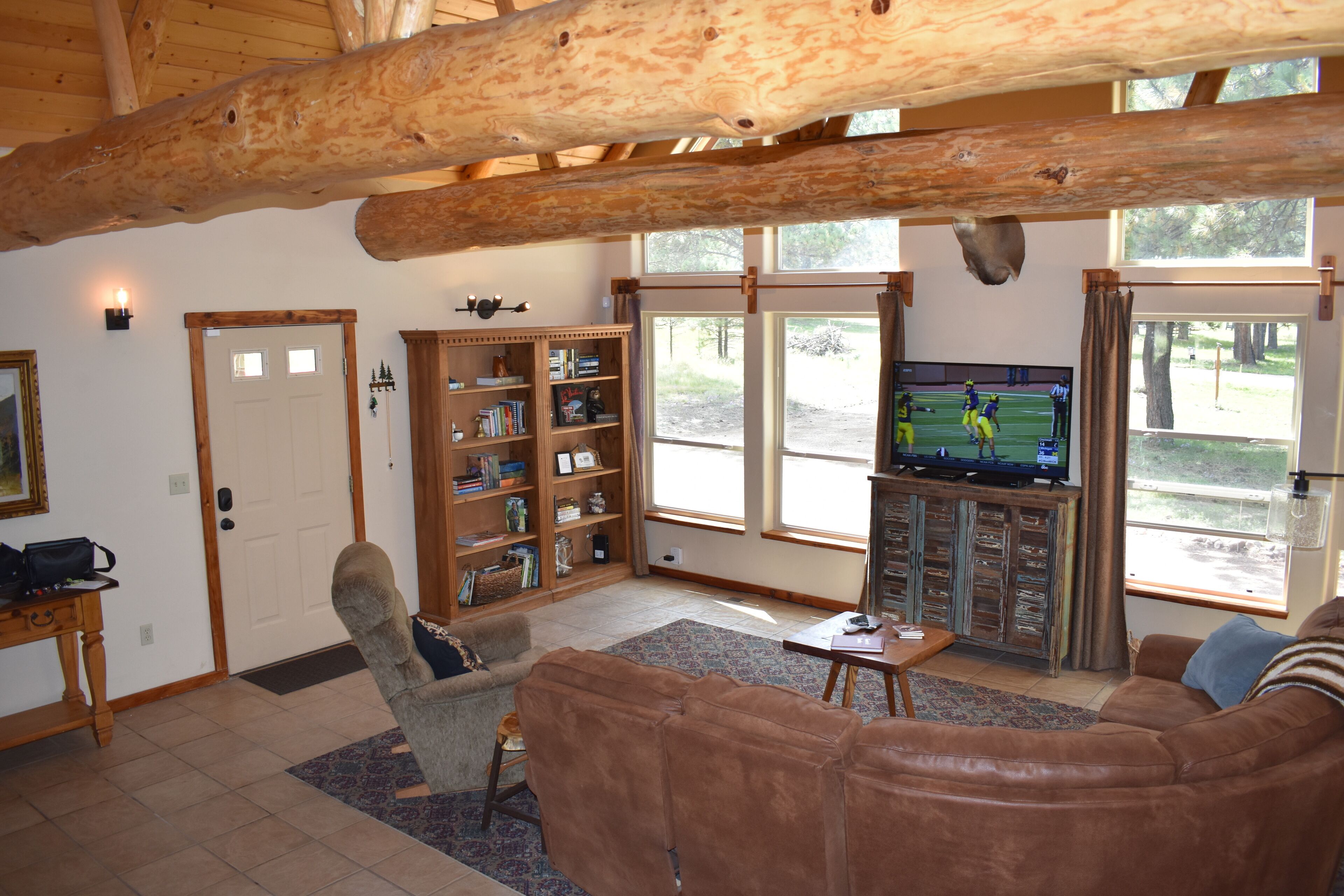 Angel Fire Sno Haus family cabin