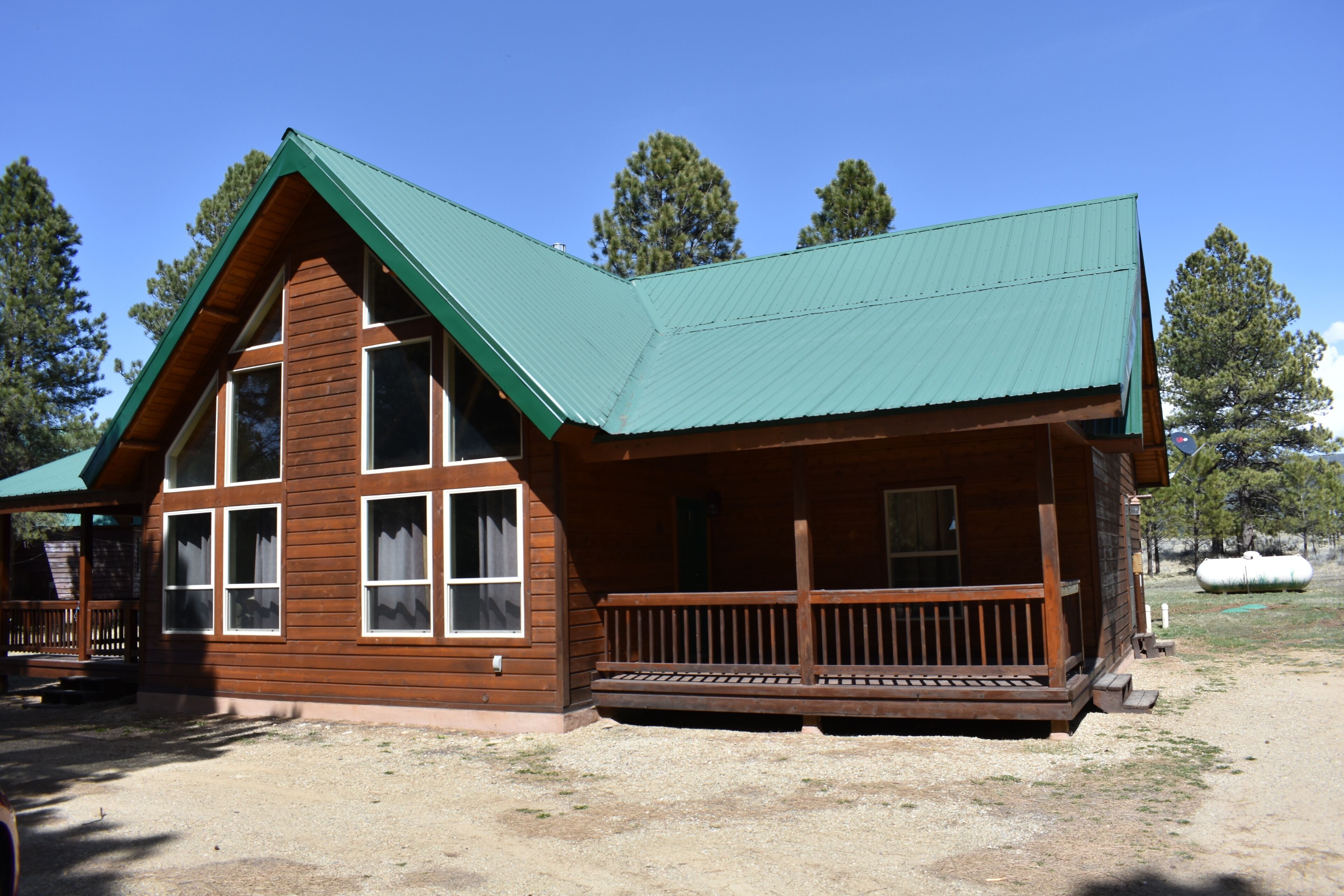 Angel Fire Sno Haus family cabin