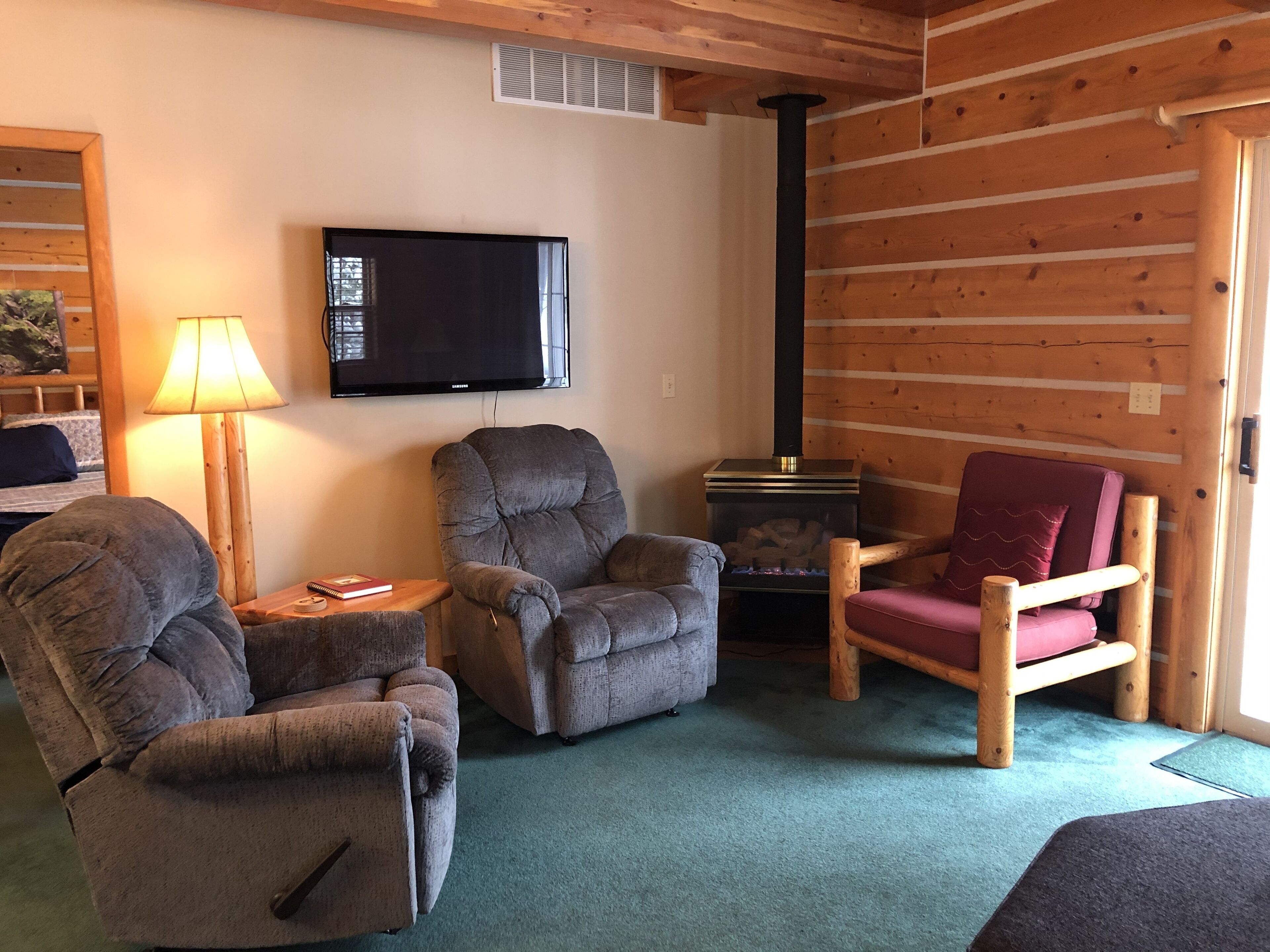 All Season Cottage at Garland Resort