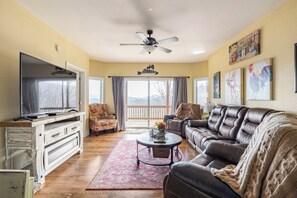 Smart TV, lareira, console de videogame, DVD player