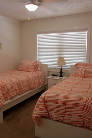 4 bedrooms, in-room safe, iron/ironing board, free WiFi