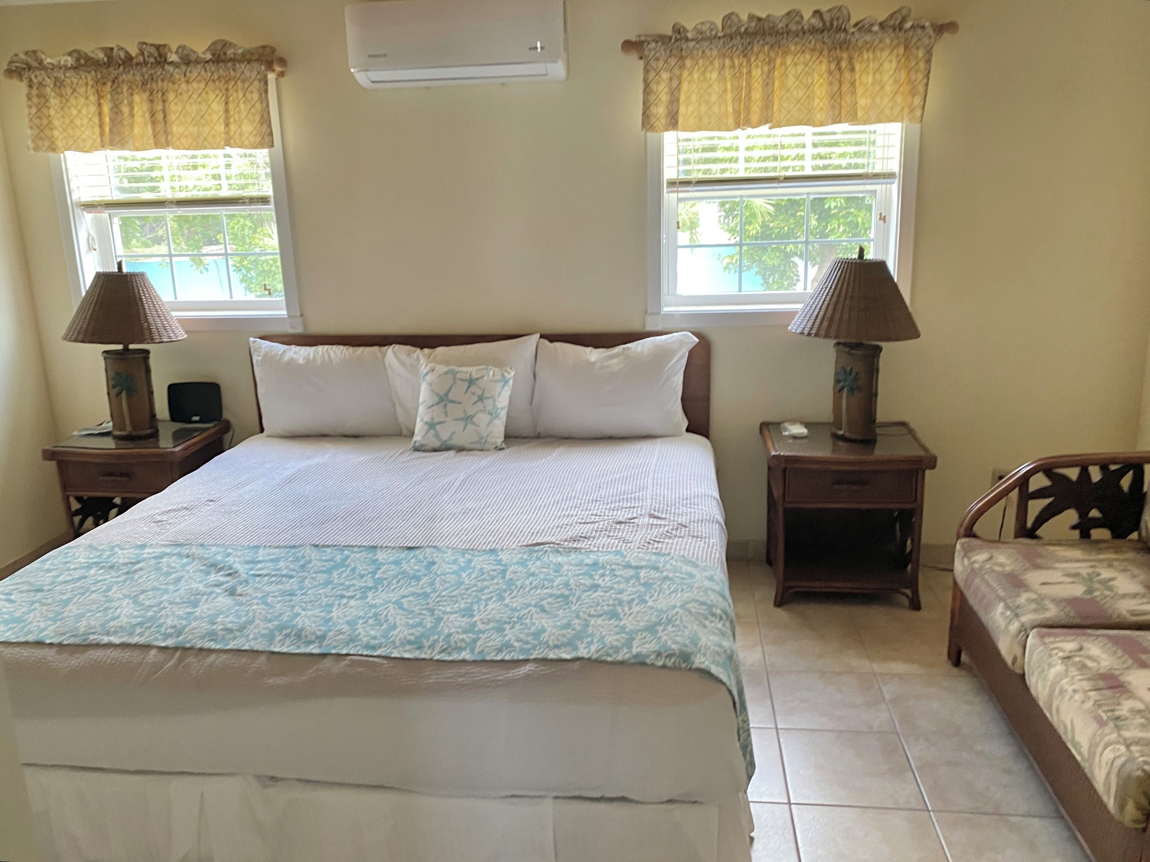 1 habitación y caja de seguridad en la habitación 