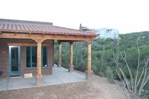 Exterior - Sahuaro Ranch Hideaway (Tucson)
