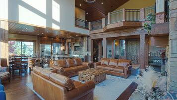 Télévision, cheminée