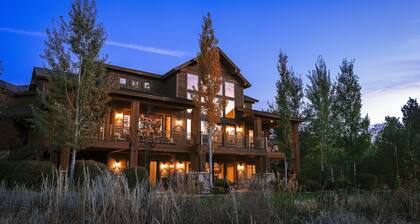 Luxury Lodge, yksityinen järvi, 8000 ft2, 9 bdrms, lopulliseen kokoontumiseen