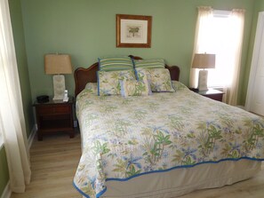 3 chambres, fer et planche à repasser, accès au Wi-Fi (inclus)