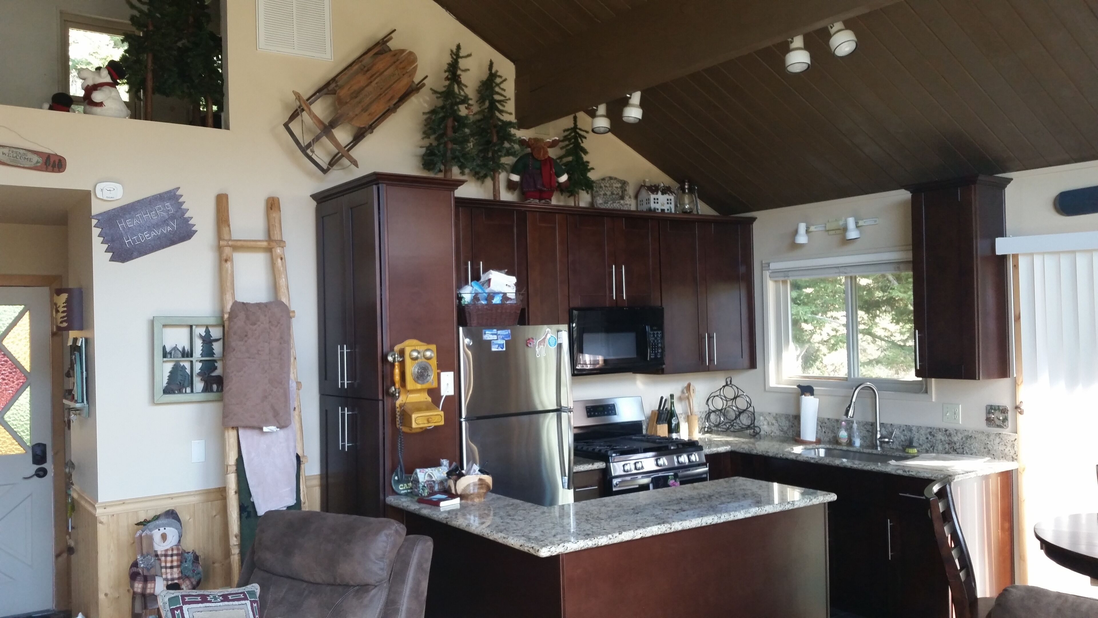 Million Dollar View Of The Ski Slopes!!!