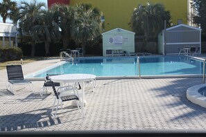 Beheizter Pool