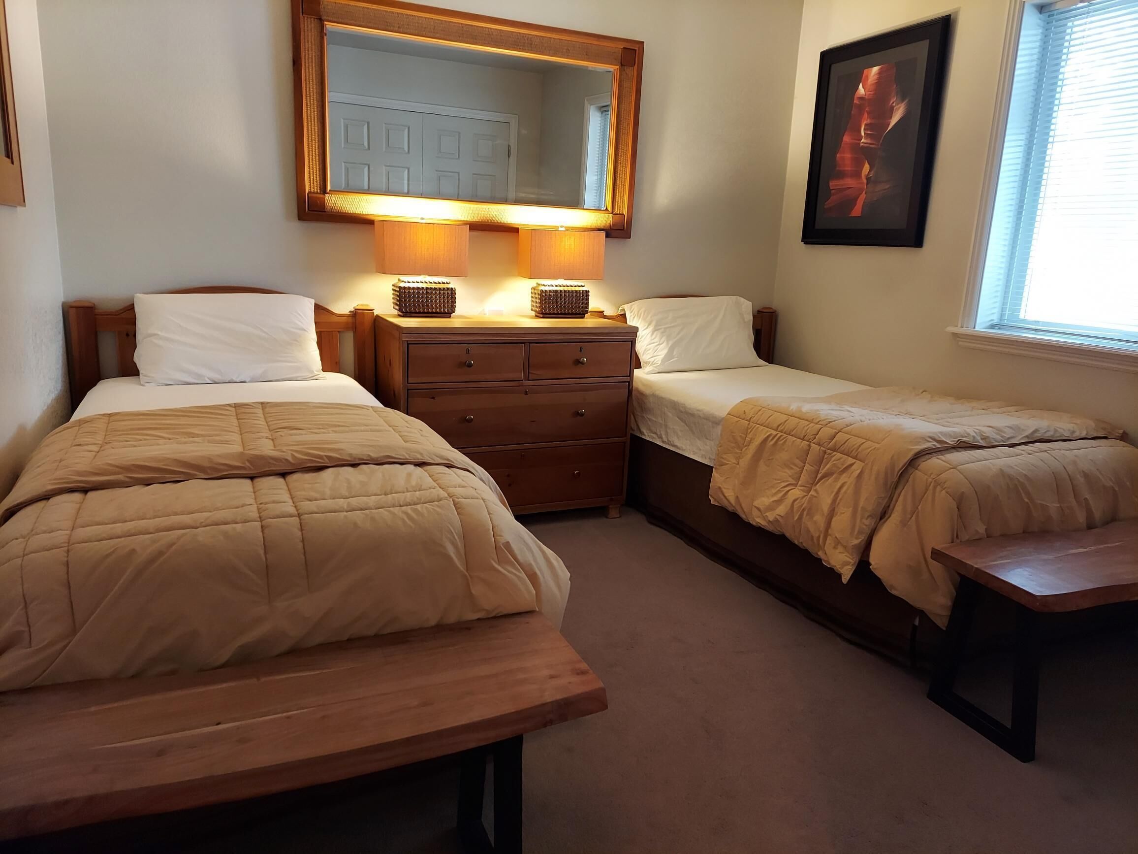 2 bedrooms, desk, iron/ironing board, free WiFi