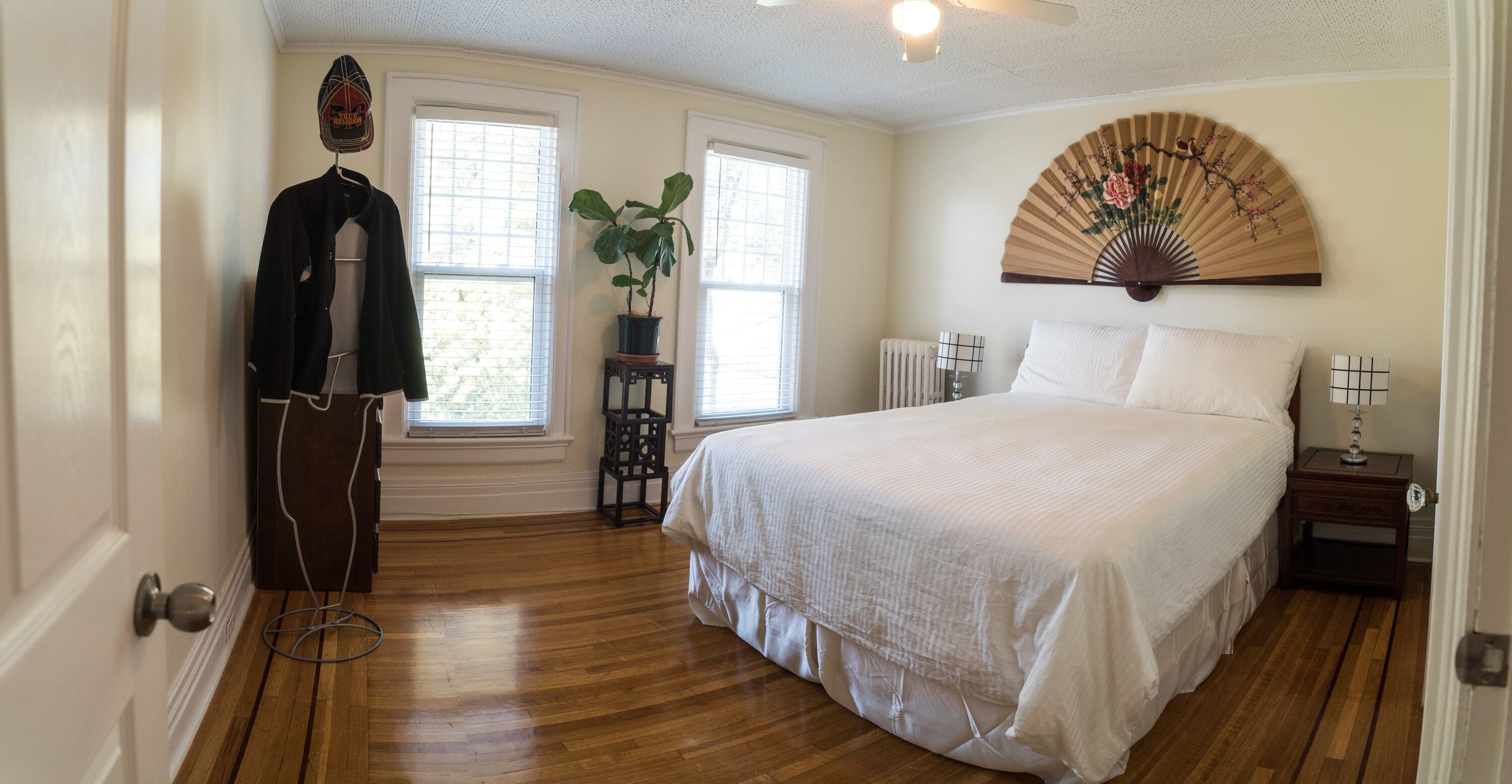 UPDATED 3 BDRM MINUTES TO THE FALLS!