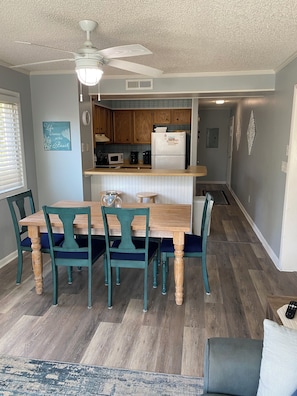 Interior - Pelican's Landing Myrtle Beach ~ 3 BR/2.5 BA/Sleeps 8 ~ Perfect for a Getaway! (Myrtle Beach)