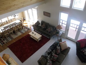 Flat-screen TV, fireplace, DVD player