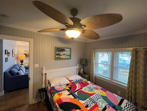 3 bedrooms, iron/ironing board, WiFi - The Surf Shack,Charming historic cottage, steps to the beach, Nags Head MP 11 (Nags Head)