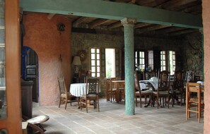 Café da manhã (GTQ 30 por pessoa)
