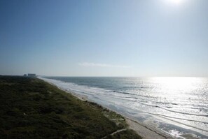 Una playa cerca