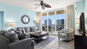 TV, DVD player - The Crab Trap- Silver Shells - St Lucia 705 (Destin)