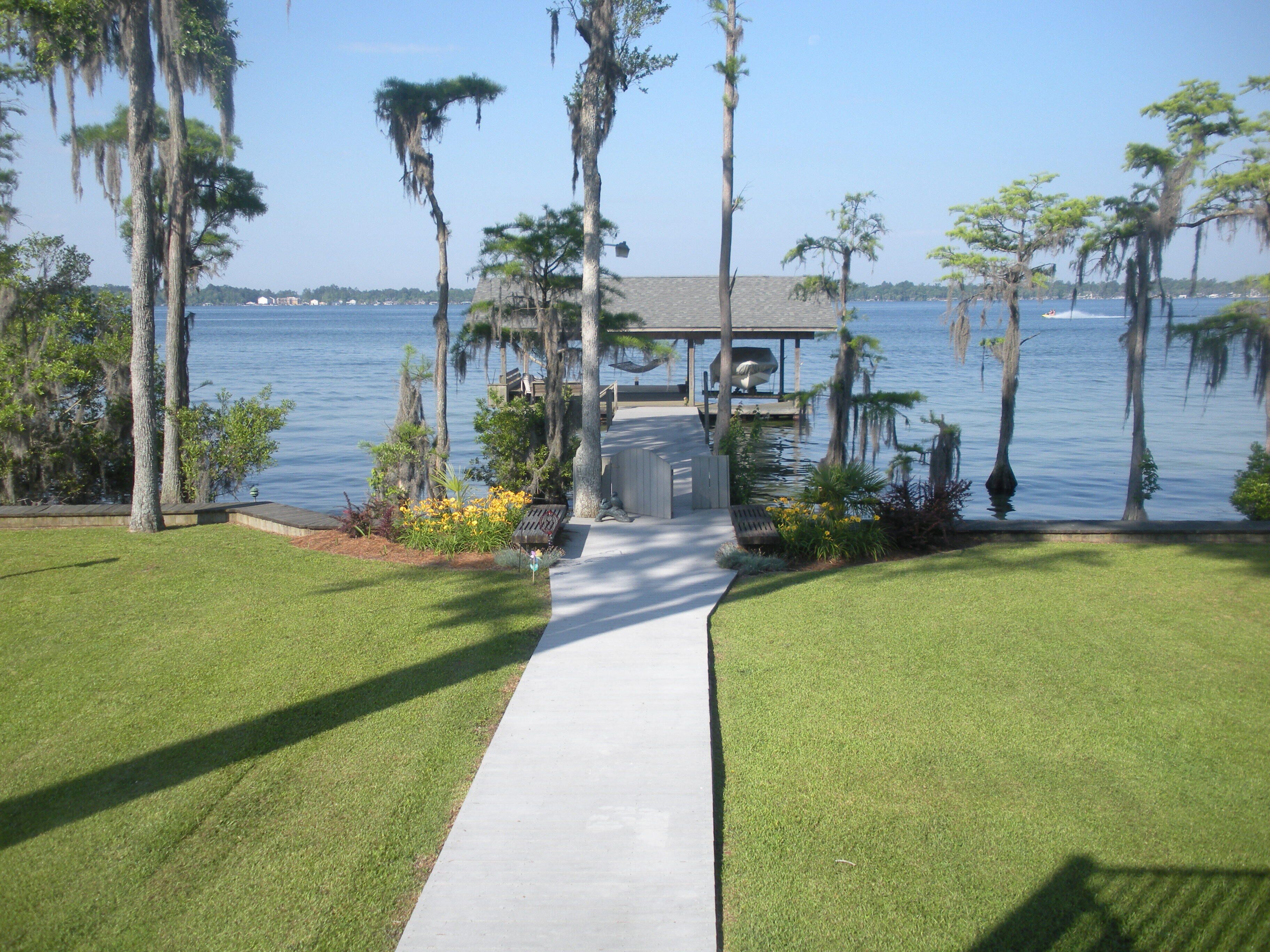 Beautiful Lakefront Home At White Lake NC