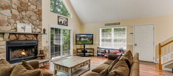 MASTHOPE-BIG BEAR-LACKAWAXEN-LUXURY 4 Bedroom-Game Room