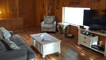 Älytelevisio, takka, videokirjasto