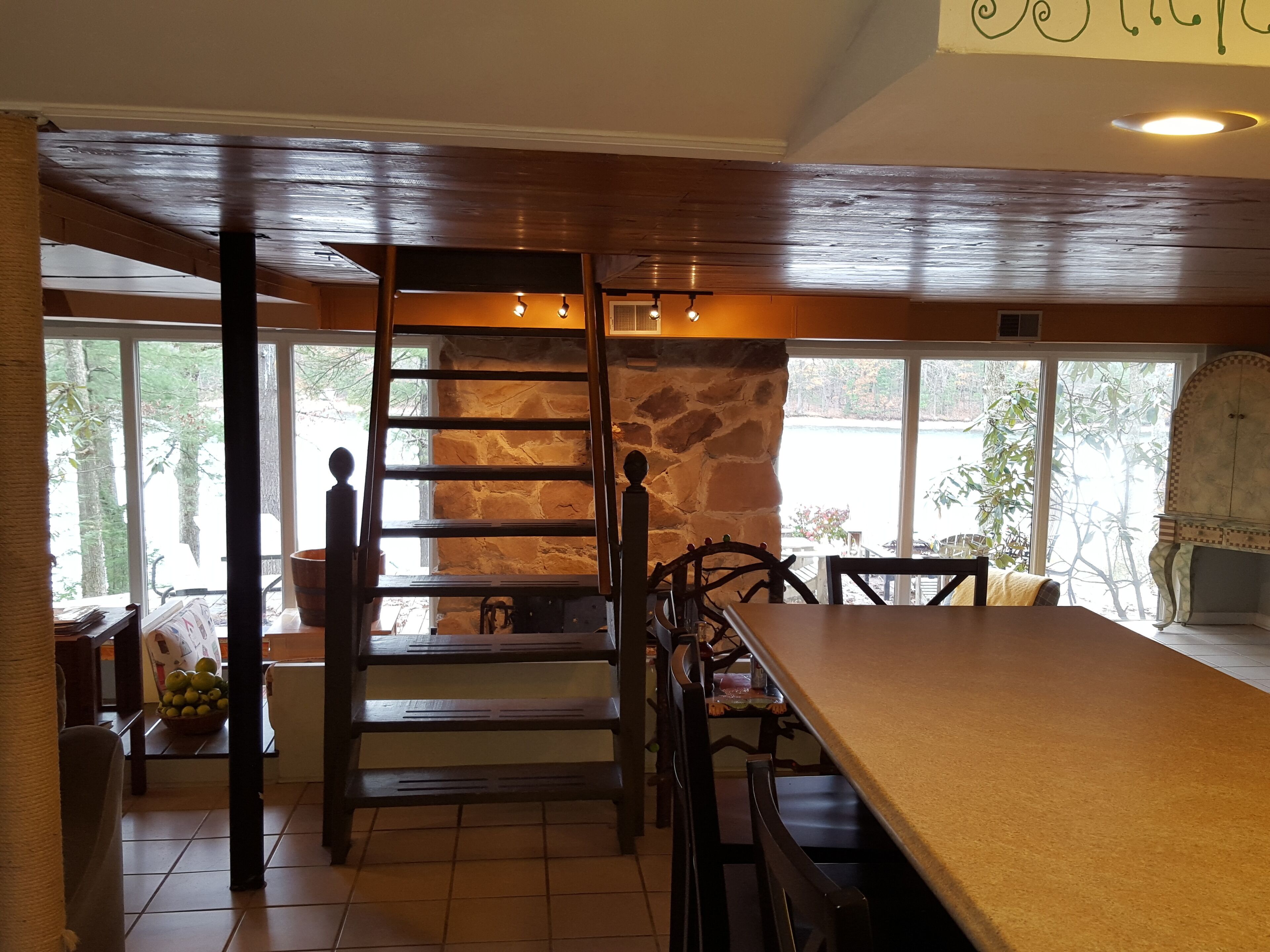 Beckman Peninsula Spectacular Location!