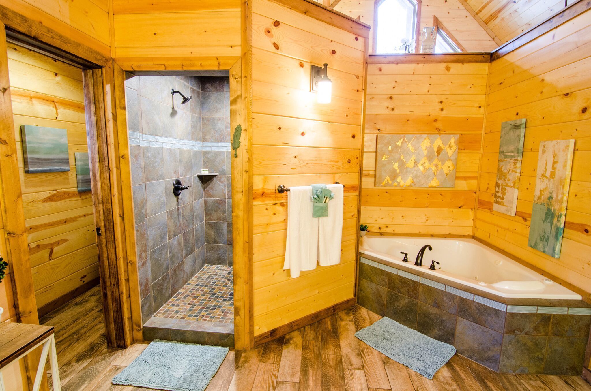 Always Love You! Romantic; Luxury; King; Hot Tub; Fireplace; Firepit