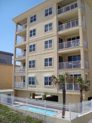 Exterior - TURTLE WALK 3 BDR GULF FRONT Spring and Summer 2025 Booking up Fast (Fort Walton Beach)