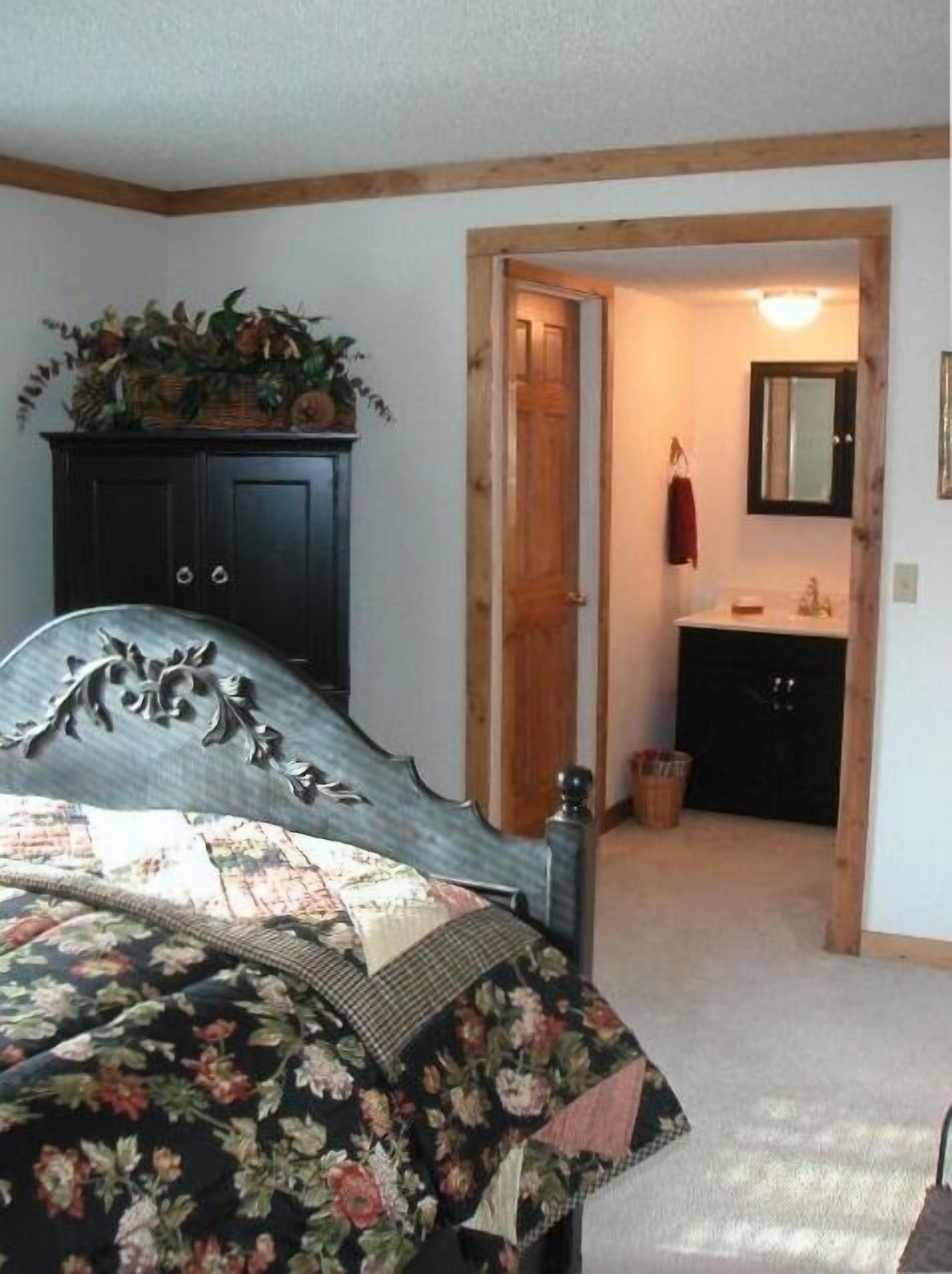 Tahoe City Meadowfront Townhouse ~ Family Getaway!