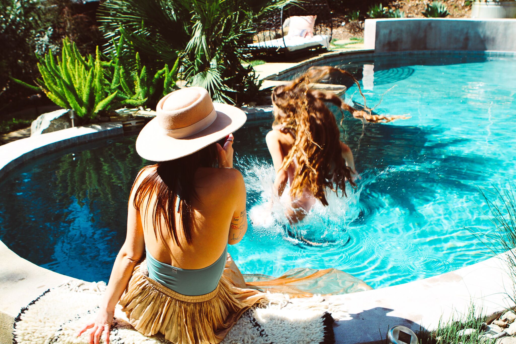 Modern 4 Bedroom Retreat W/Pool in Sonoma on 2 acres along a seasonal creek.