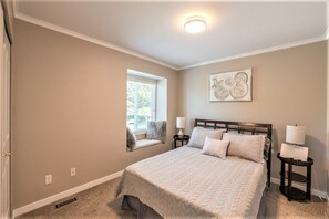 4 Schlafzimmer, Bügeleisen/Bügelbrett, kostenloses WLAN, Bettwäsche