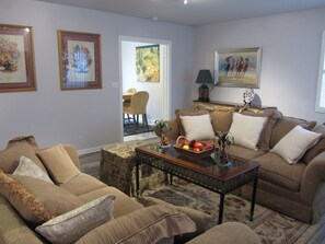 Smart-TV, peis og DVD-spiller