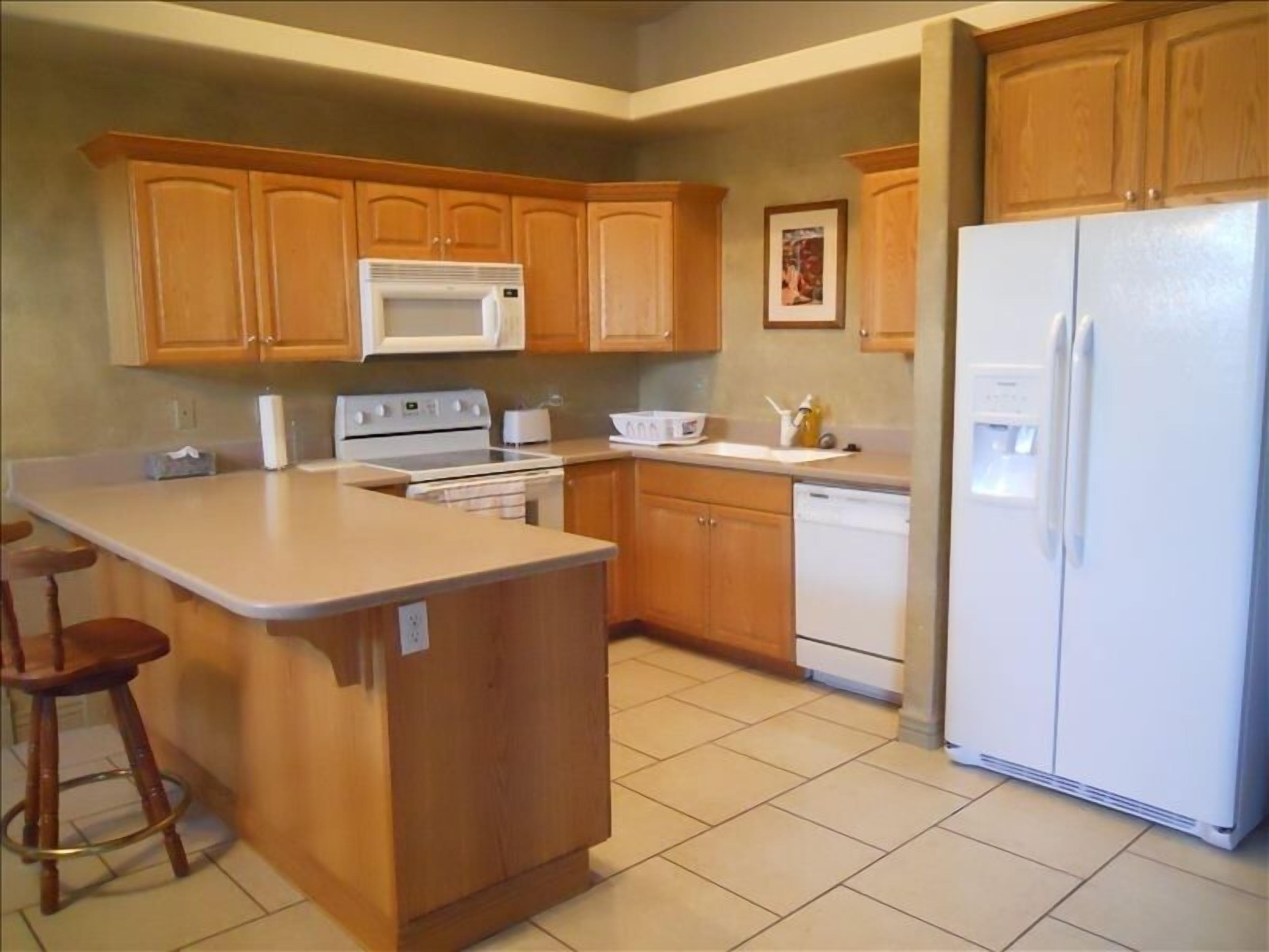 Fully Furnished 2 Bed, 2 Bath in Prime Location for Zion N.P