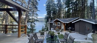 Heffley Lake House in de buurt van Sun Peaks Resort