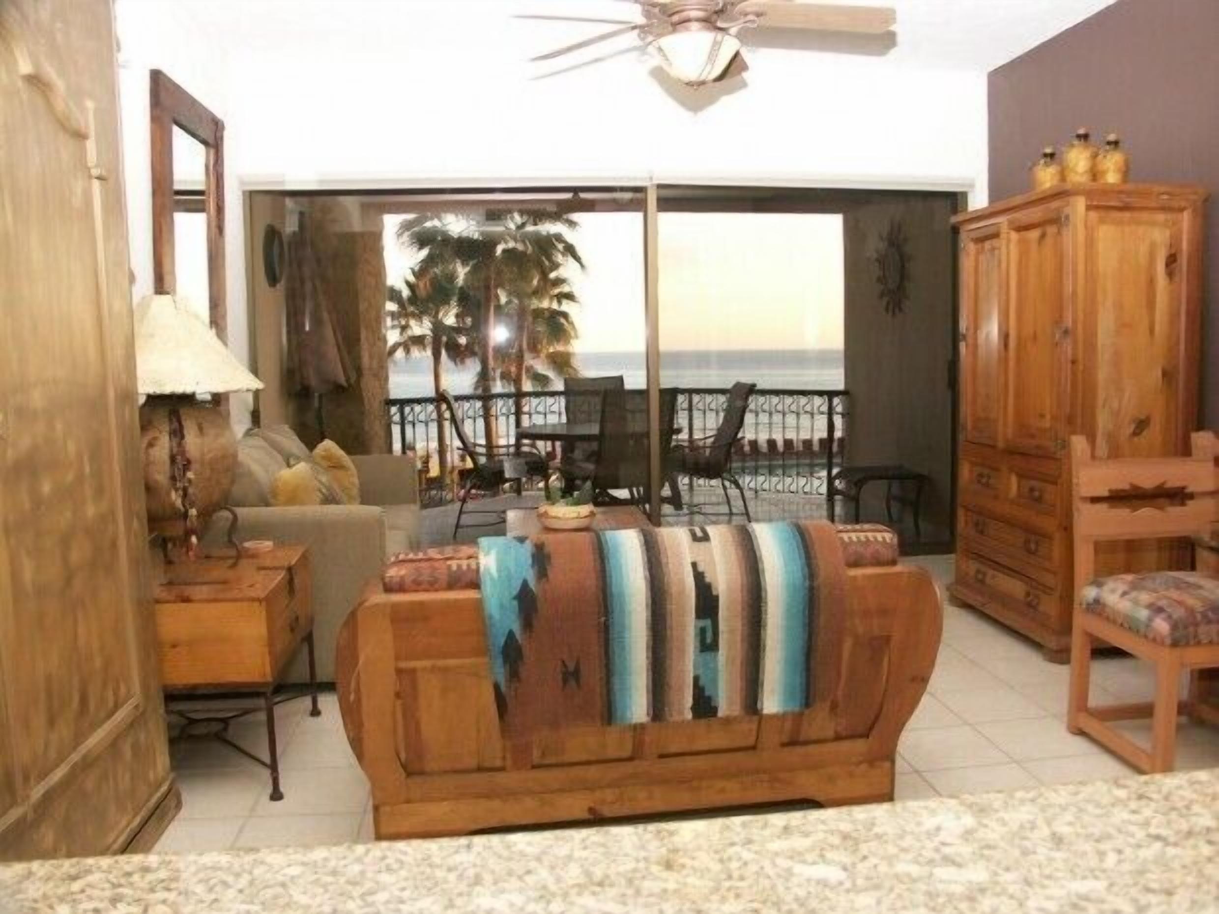 Beach Front Vacation Rental, 2nd Floor, Gated Entrance, 24 Hour Security