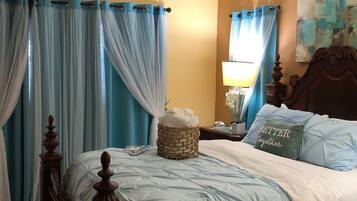 2 bedrooms, iron/ironing board, travel cot, WiFi