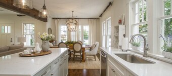 Historic Southern Cottage close to Downtown Conway