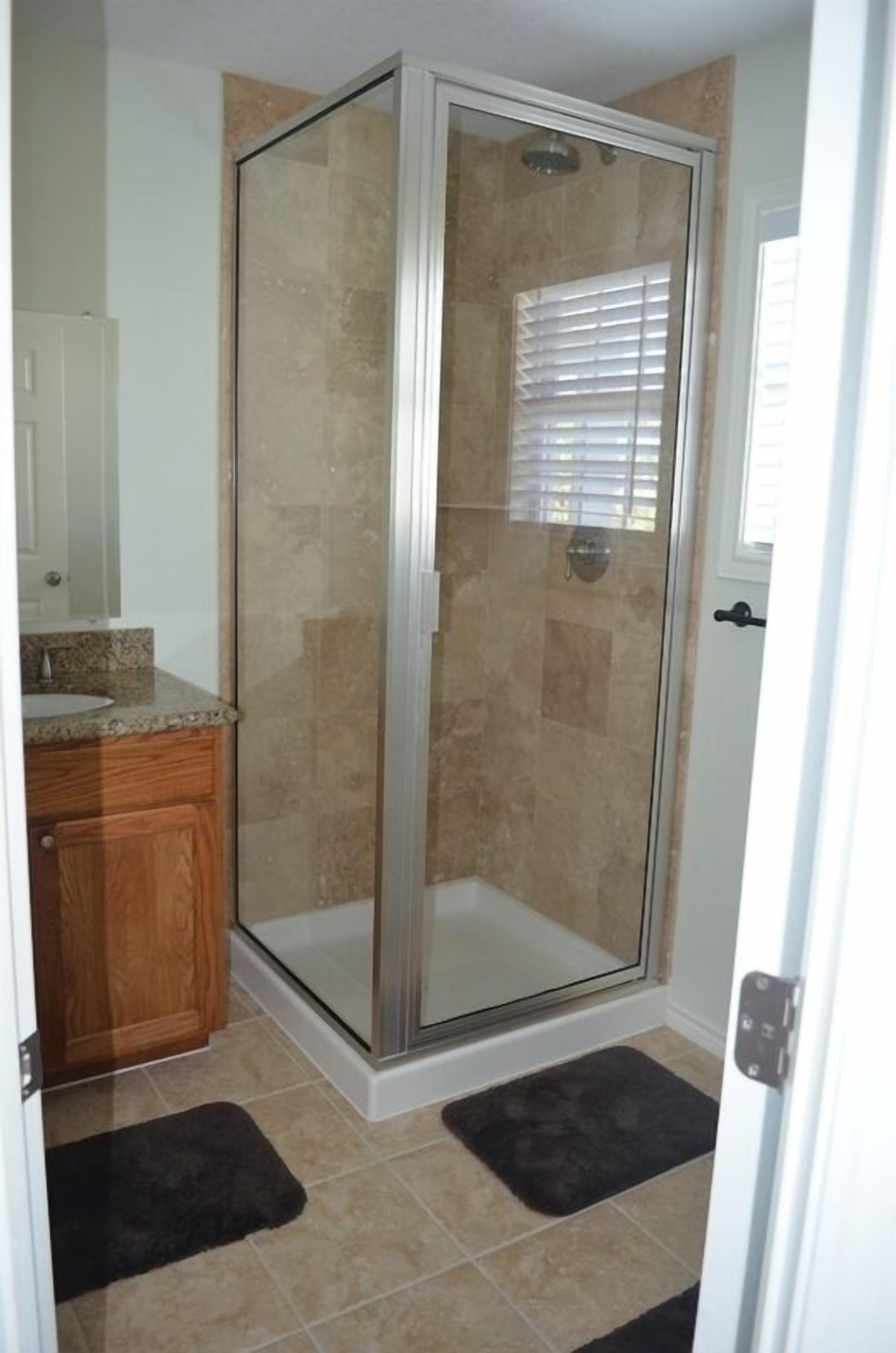 Peaceful Country Setting with FREE TAMU Football Parking