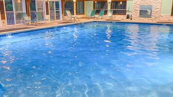 Piscine couverte, piscine chauffée