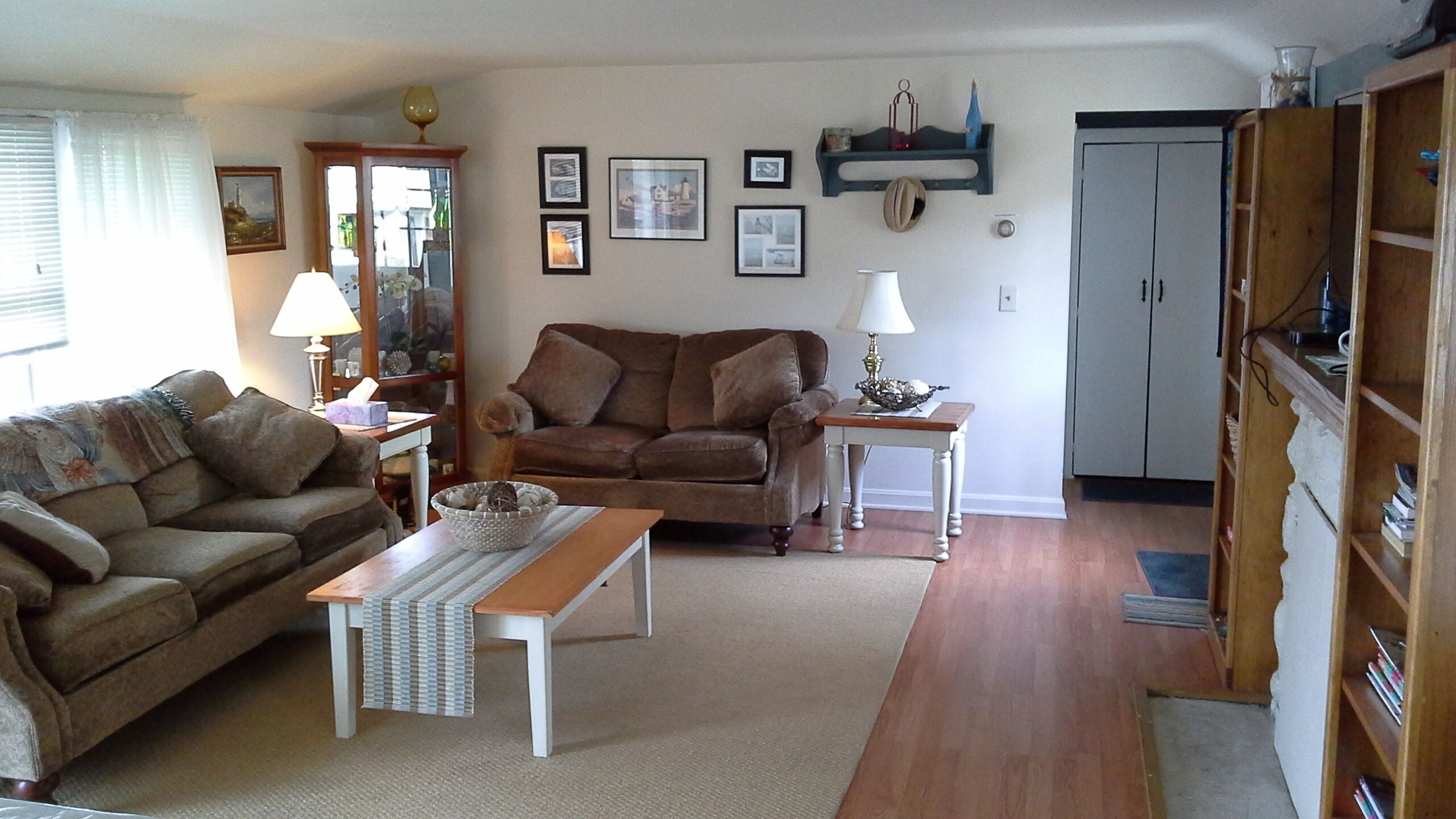 Cozy Beachfront home w/ amazing views.