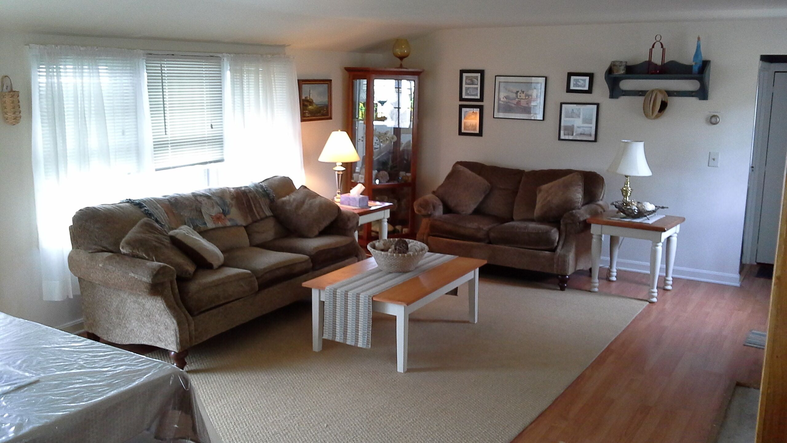 Cozy Beachfront home w/ amazing views.