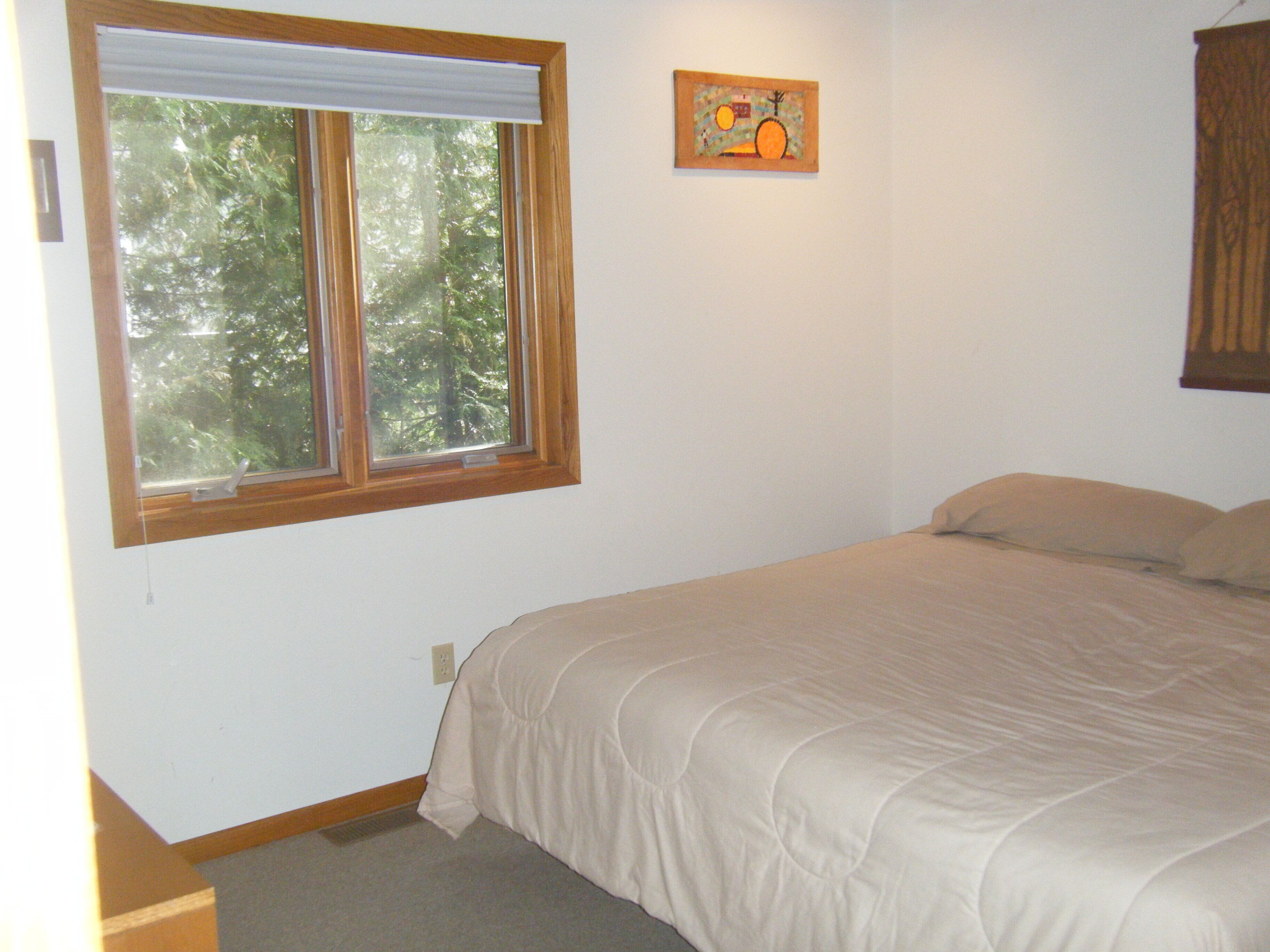 Fantastic Family Lake House on Sand Beach