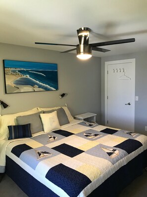 3 habitaciones, tabla de planchar con plancha, wifi y ropa de cama 