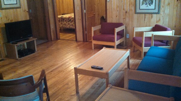 المنشأة من الداخل