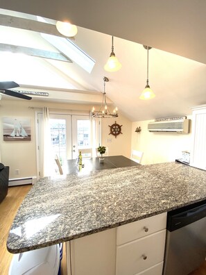 Interior - Newport - Ocean Views , 6 Full Baths, 8 Bedrooms, Sleeps 16 Adults Plus Children (Middletown)