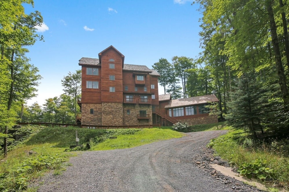 Mountain Fabulous! The Lodge at Wolverton Heights/Slopeside/626 Winterset Dr.